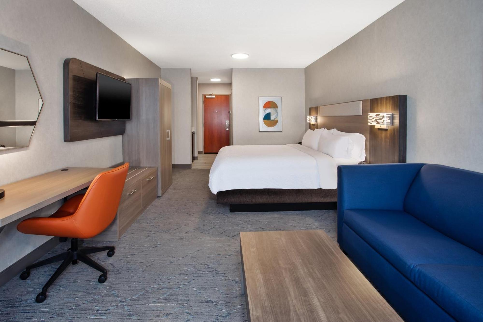 Holiday Inn Express Hotel & Suites - Belleville Area By Ihg Exterior foto