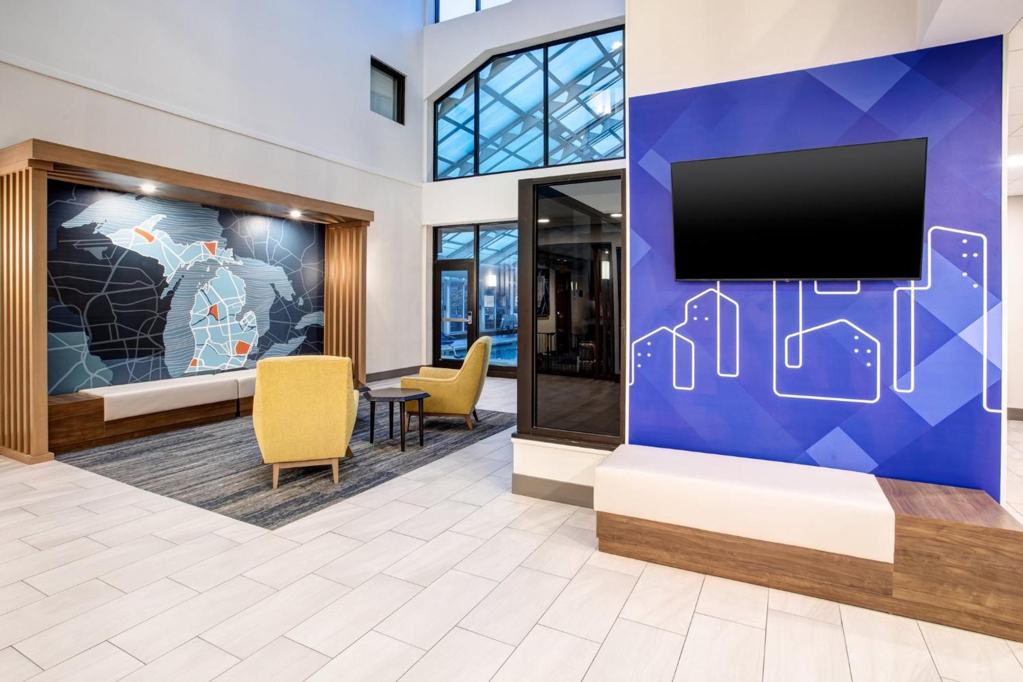Holiday Inn Express Hotel & Suites - Belleville Area By Ihg Exterior foto